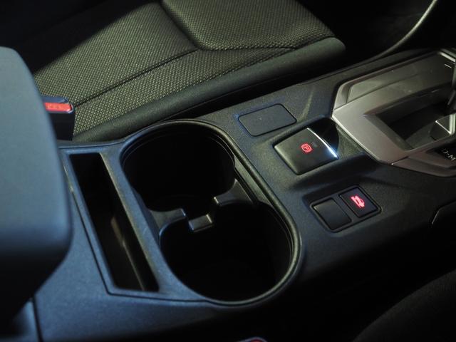 インプレッサスポーツ１．６ｉ−ＬアイサイトＡＷＤ　ＬＥＤヘッドライト　オートライト　オートエアコン　ＣＤ／ＵＳＢ／ＢＴチューナー　パドルシフトつき革巻きステアリングホイール　ＢＳＭ　ＳＲＨ（ステアリング連動ヘッドランプ）　アイドリングストップ（北海道）の中古車