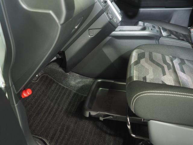 タフトＧターボ　ダーククロムベンチャー４ＷＤ　ガラスルーフ　ＬＥＤヘッドライト　オートライト　スマホ連携ディスプレイオーディオ　バックモニター　シートヒーター　キーフリーシステム　電動パーキングブレーキ　アイドリングストップ（北海道）の中古車