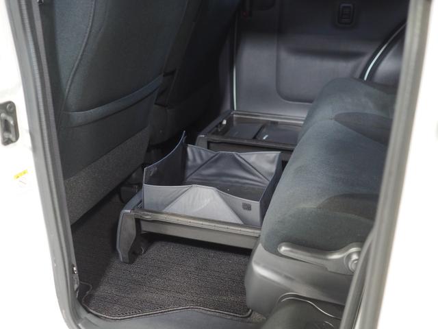 ムーヴキャンバスＧブラックアクセントＶＳ　ＳＡIII４ＷＤ　両側パワースライドドア　純正ナビ　パノラマモニター　ナビ連動ドライブレコーダー　リモコンエンジンスターター　ＬＥＤヘッドライト　オートライト　運転席シートヒーター　オートエアコン（北海道）の中古車