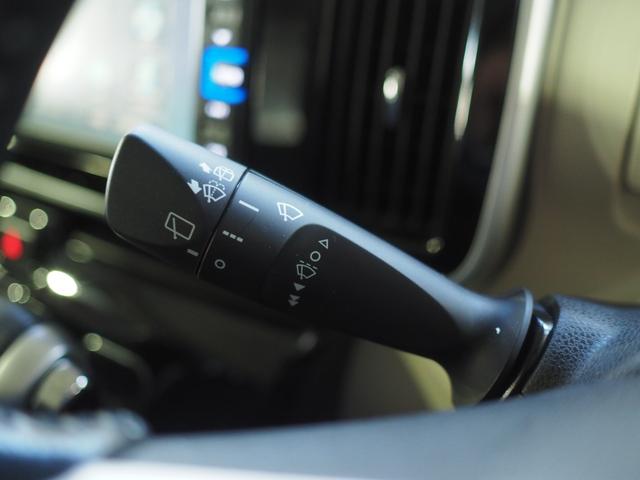 ムーヴキャンバスＧブラックアクセントＶＳ　ＳＡIII４ＷＤ　両側パワースライドドア　純正ナビ　パノラマモニター　ナビ連動ドライブレコーダー　リモコンエンジンスターター　ＬＥＤヘッドライト　オートライト　運転席シートヒーター　オートエアコン（北海道）の中古車