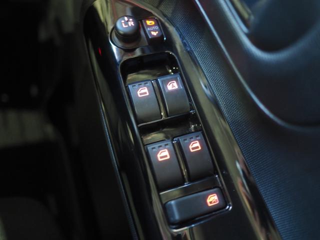 ムーヴキャンバスＧブラックアクセントＶＳ　ＳＡIII４ＷＤ　両側パワースライドドア　純正ナビ　パノラマモニター　ナビ連動ドライブレコーダー　リモコンエンジンスターター　ＬＥＤヘッドライト　オートライト　運転席シートヒーター　オートエアコン（北海道）の中古車