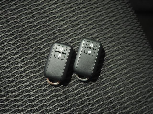 ハスラーハイブリッドＸ４ＷＤ　純正ナビ　全方位モニター　夏冬タイヤ　クルーズコントロール　後席テーブル　オートエアコン　ＬＥＤヘッドライト　オートライト　スマートキー　アイドリングストップ（北海道）の中古車