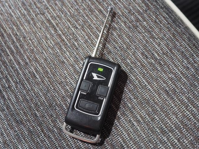 ミラトコットＧ　リミテッド　ＳＡIII４ＷＤ　ダイハツ純正ナビ　ナビ連動ドライブレコーダー　パノラマモニター　リモコンエンジンスターター　運転席助手席シートヒーター　ＬＥＤヘッドライト　オートライト　オートエアコン　キーフリーシステム（北海道）の中古車