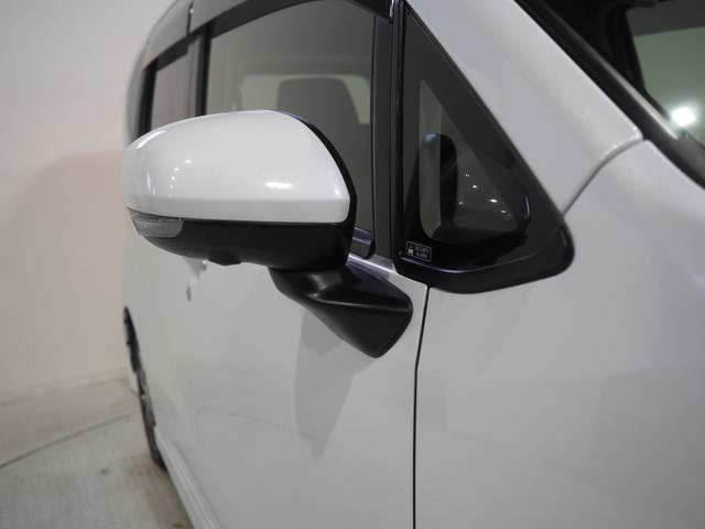 ムーヴカスタム　ＸリミテッドII　ＳＡIII４ＷＤ　ダイハツ純正ナビ　パノラマモニター　ナビ連動ドライブレコーダー　リモコンエンジンスターター　ＥＴＣ車載器　キーフリーシステム　運転席シートヒーター　オートライト　オートエアコン　アルミホイール（北海道）の中古車