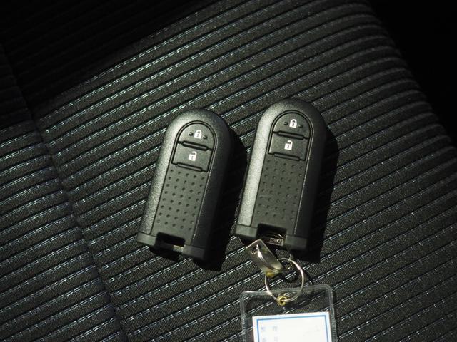 ムーヴカスタム　ＸリミテッドII　ＳＡIII４ＷＤ　ダイハツ純正ナビ　パノラマモニター　ナビ連動ドライブレコーダー　リモコンエンジンスターター　ＥＴＣ車載器　キーフリーシステム　運転席シートヒーター　オートライト　オートエアコン　アルミホイール（北海道）の中古車