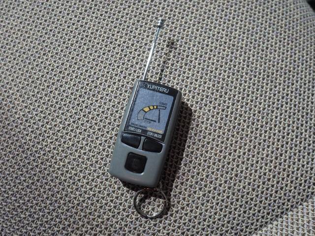 ミラココアココアＬ４ＷＤ　夏冬タイヤ　ＣＤチューナー　キーレスエントリー　リモコンエンジンスターター　電動格納ドアミラー　アイドリングストップ（北海道）の中古車