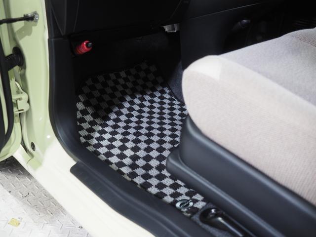 ミラココアココアＬ４ＷＤ　夏冬タイヤ　ＣＤチューナー　キーレスエントリー　リモコンエンジンスターター　電動格納ドアミラー　アイドリングストップ（北海道）の中古車