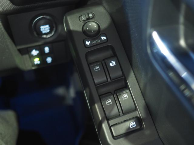 タフトGターボ クロムベンチャー4WD 夏冬タイヤ ダイハツ純正ナビ パノラマモニター ドライブレコーダー リモコンエンジンスターター ETC車載器 ガラスルーフ 運転席助手席シートヒーター アイドリングストップ オートエアコン(北海道)の中古車