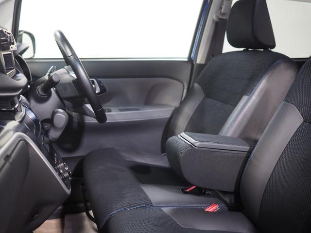 ムーヴカスタム　ＲＳ　ハイパー４ＷＤ　夏冬タイヤ　ＣＤ／ＵＳＢチューナー　ＬＥＤヘッドライト　オートライト　オートエアコン　キーフリーシステム　ＶＳＣ（横滑り抑制機能）　アイドリングストップ（北海道）の中古車