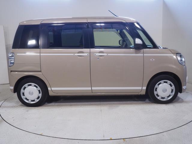 ムーヴキャンバス 中古車 ＧホワイトアクセントＶＳ　ＳＡＩＩＩ４ＷＤ　夏冬タイヤ　両側パワースライドドア　ダイハツ純正ナビ　パノラマモニター　ドライブレコーダー　リモコンエンジンスターター　ＥＴＣ車載器　ＬＥＤヘッドライト　オートライト　オートエアコン