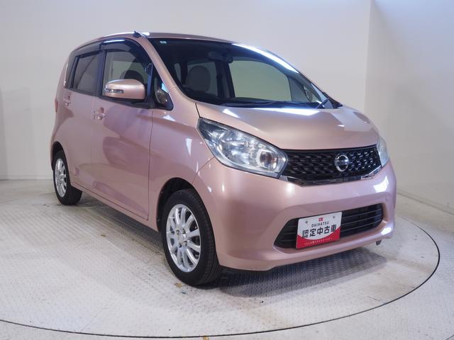 デイズ 中古車 Ｘ４ＷＤ　アラウンドビューモニター　スマートキー　プッシュボタンスタート　タッチパネル式オートエアコン　ＣＤチューナー　運転席シートヒーター　アルミホイール　電動格納ドアミラー　アルミホイール