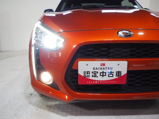 コペンローブ電動オープンルーフ　ダイハツ純正ナビ　ＬＥＤヘッドライト　キーフリーシステム　運転席助手席シートヒーター　アイドリングストップ　ＶＳＣ（横滑り抑制機能）（北海道）の中古車