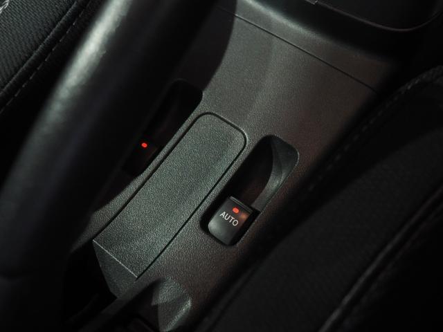 コペンローブ電動オープンルーフ　ダイハツ純正ナビ　ＬＥＤヘッドライト　キーフリーシステム　運転席助手席シートヒーター　アイドリングストップ　ＶＳＣ（横滑り抑制機能）（北海道）の中古車