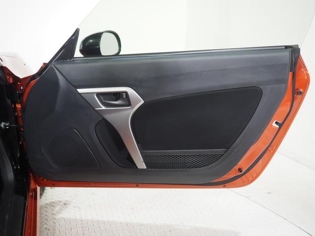コペンローブ電動オープンルーフ　ダイハツ純正ナビ　ＬＥＤヘッドライト　キーフリーシステム　運転席助手席シートヒーター　アイドリングストップ　ＶＳＣ（横滑り抑制機能）（北海道）の中古車