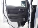 パートタイム４ＷＤ　スマートアシスト　夏冬タイヤ　ＬＥＤヘッドライト　オートライト　ＡＭ／ＦＭラジオ　キーフリーシステム　電動格納ドアミラー　アイドリングストップ　ＶＳＣ（横滑り抑制機能）（北海道）の中古車