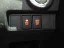 ４ＷＤ　夏冬タイヤ　ＣＤ／ＵＳＢチューナー　ＬＥＤヘッドライト　オートライト　オートエアコン　キーフリーシステム　ＶＳＣ（横滑り抑制機能）　アイドリングストップ（北海道）の中古車