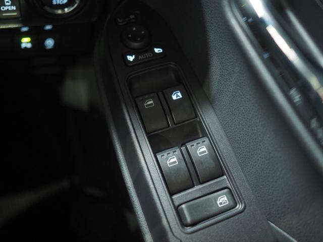 タントカスタムＲＳ４ＷＤ　スマートアシスト　両側パワースライドドア　ＬＥＤヘッドライト　オートライト　ダイハツ純正ナビ　バックモニター　ナビ連動ドライブレコーダー　運転席助手席シートヒーター　アイドリングストップ（北海道）の中古車