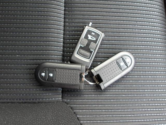 ムーヴＸリミテッドII　ＳＡIII４ＷＤ　スマートアシスト　ＬＥＤヘッドライト　オートライト　オートエアコン　ダイハツ純正ナビ　バックモニター　ドライブレコーダー　リモコンエンジンスターター　アルミホイール　アイドリングストップ（北海道）の中古車