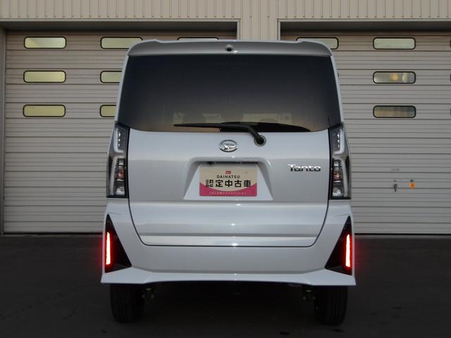 タントカスタムＸ４ＷＤ　両側パワースライドドア　ＬＥＤヘッドライト　オートライト　オートエアコン　オーディオレス　運転席助手席シートヒーター　前後コーナーセンサー　電動パーキングブレーキ　キーフリーシステム（北海道）の中古車