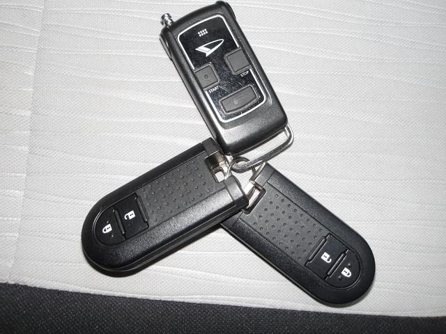 ミライースG SAIII4WD スマートアシスト LEDヘッドライト オートライト オートエアコン CDチューナー 運転席助手席シートヒーター リモコンエンジンスターター 電動格納ドアミラー キーフリーシステム(北海道)の中古車