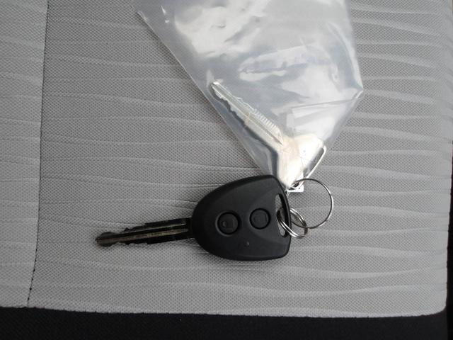 ミライースＸ　ＳＡIII４ＷＤ　スマートアシスト　ＬＥＤヘッドライト　オートライト　エアコン　オーディオレス　デジタルメーター　キーレスエントリー　電動格納ドアミラー　アイドリングストップ　ＶＳＣ（横滑り抑制機能）（北海道）の中古車