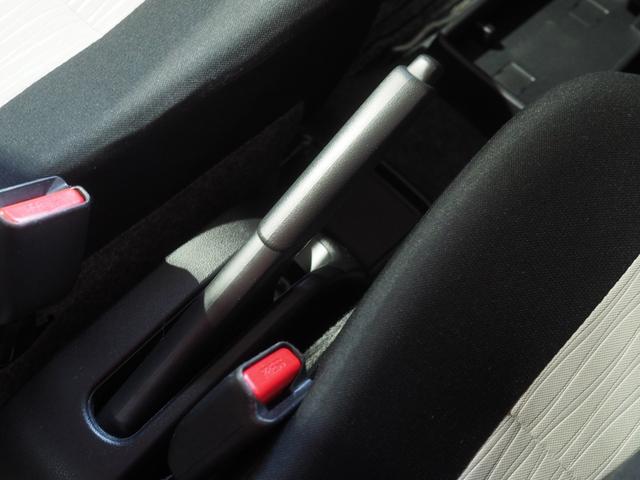 ミライースＬ　ＳＡIII４ＷＤ　スマートアシスト　オートライト　エアコン　デジタルメーター　キーレスエントリー　ＣＤチューナー　前後コーナーセンサー　アイドリングストップ　ＶＳＣ（横滑り抑制機能）（北海道）の中古車