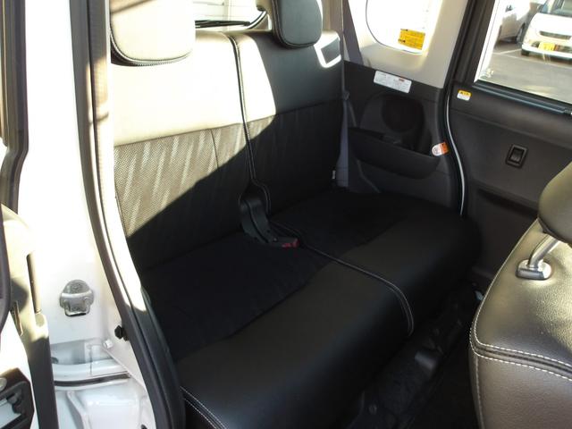 タントカスタムRS トップエディションSAIII4WD 両側パワースライドドア LEDヘッドライト ダイハツ純正ナビ リモコンエンジンスターター LEDヘッドライト オートライト オートエアコン ETC車載器 アルミホイール(北海道)の中古車