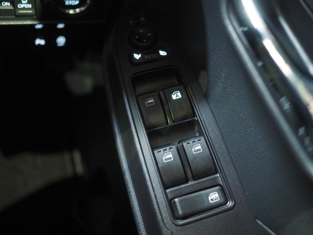 タントカスタムX4WD 両側パワースライドドア LEDヘッドライト オートライト オートエアコン オーディオレス 運転席助手席シートヒーター 後席テーブル デジタルメーター アイドリングストップ アルミホイール(北海道)の中古車