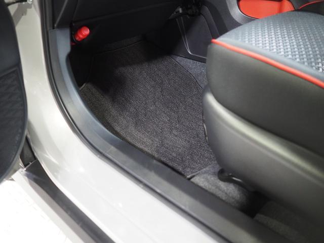 ロッキーX HEV2WD 夏冬タイヤ スマホ連携ディスプレイオーディオ バックモニター クルーズコントロール LEDヘッドライト オートライト オートエアコン 前後コーナーセンサー(北海道)の中古車