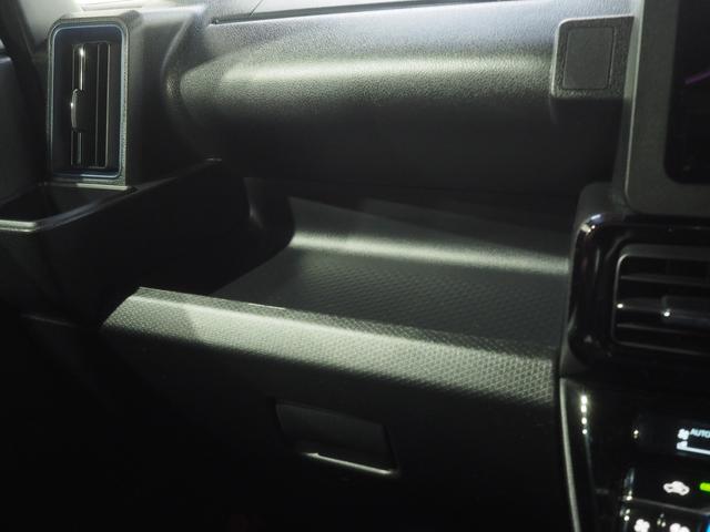 タントカスタムＸ４ＷＤ　両側パワースライドドア　オーディオレス　ＬＥＤヘッドライト　オートライト　オートエアコン　運転席助手席シートヒーター　前後コーナーセンサー　アルミホイール　アイドリングストップ（北海道）の中古車