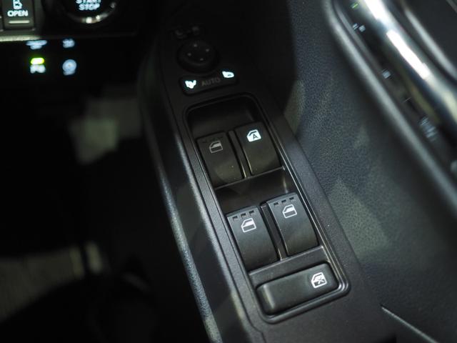 タントカスタムＸ４ＷＤ　両側パワースライドドア　オーディオレス　ＬＥＤヘッドライト　オートライト　オートエアコン　運転席助手席シートヒーター　前後コーナーセンサー　アルミホイール　アイドリングストップ（北海道）の中古車