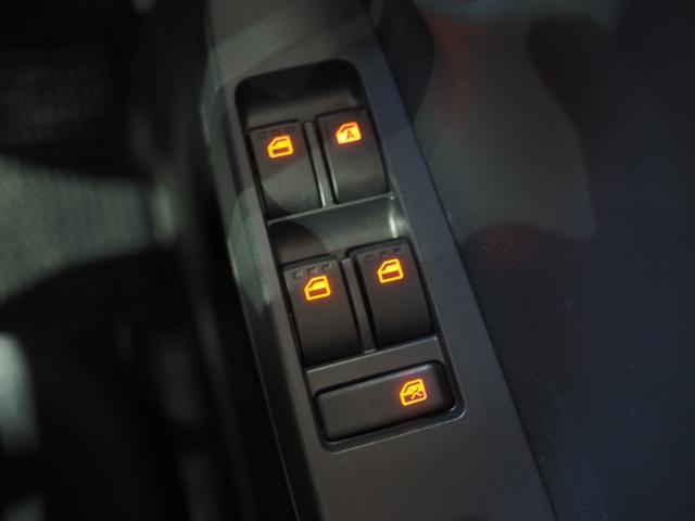 ミライースＬ　ＳＡIII４ＷＤ　オーディオレス　キーレスエントリー　デジタルメーター　前後コーナーセンサー　スマートアシスト　アイドリングストップ　ＶＳＣ（横滑り抑制機能）（北海道）の中古車