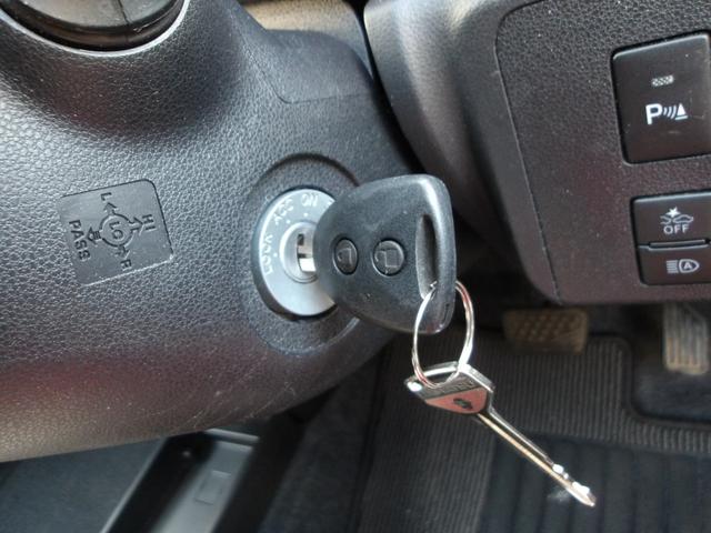 ミライースＬ　ＳＡIII４ＷＤ　夏冬タイヤ　ＣＤチューナー　前後コーナーセンサー　デジタルメーター　キーレスエントリー　オートライト　オートハイビーム　アイドリングストップ　ＶＳＣ（横滑り抑制機能）（北海道）の中古車