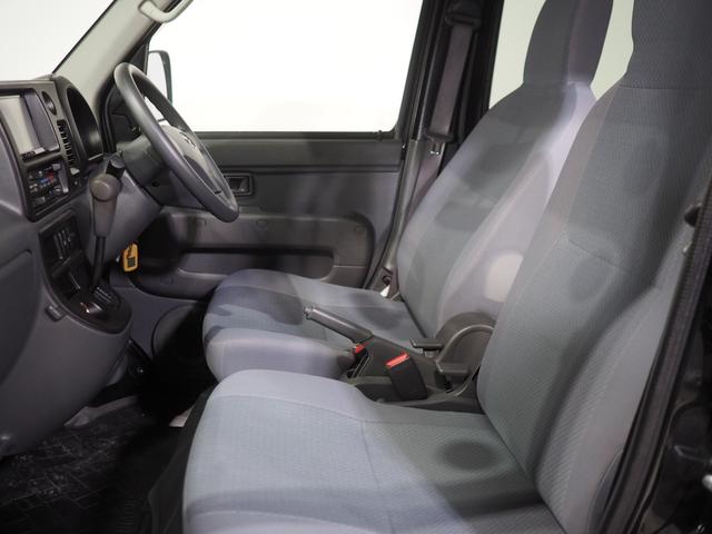 ハイゼットカーゴＤＸパートタイム４ＷＤ　両側スライドドア　カーナビ　バックモニター　リモコンエンジンスターター　キーレスエントリー　運転席助手席パワーウィンドウ　エアコン（北海道）の中古車