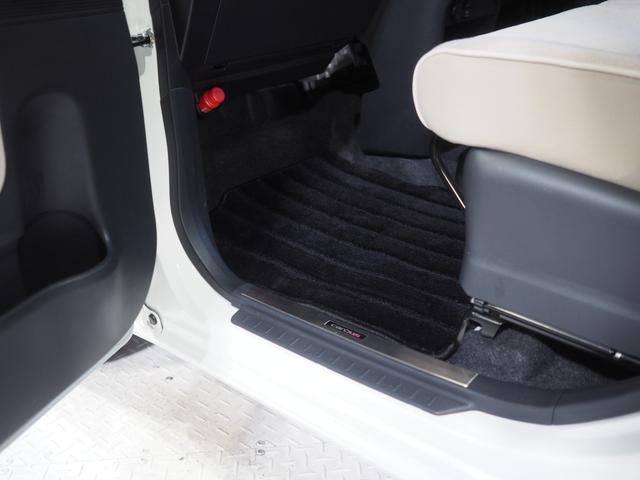 ムーヴキャンバスＧメイクアップＶＳ　ＳＡIII４ＷＤ　両側パワースライドドア　ダイハツ純正ナビ　パノラマモニター　ナビ連動ドライブレコーダー　リモコンエンジンスターター　ＬＥＤヘッドライト　オートライト　オートエアコン　アイドリングストップ（北海道）の中古車