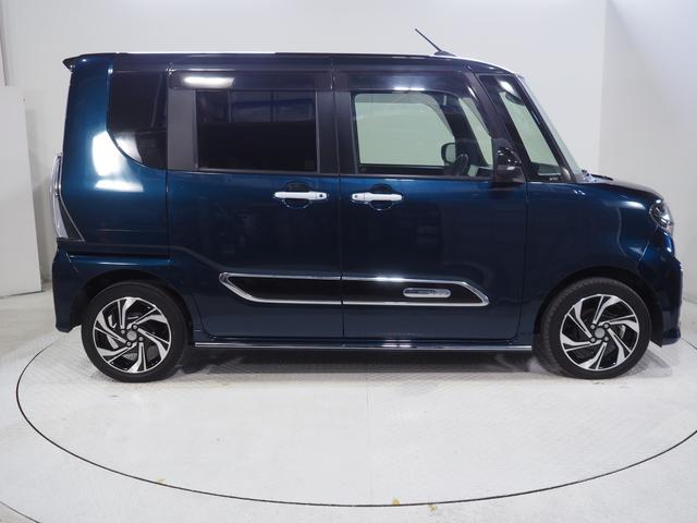タントカスタムＲＳスタイルセレクション４ＷＤ　両側パワースライドドア　ダイハツ純正ナビ　バックモニター　後席フリップダウンモニター　リモコンエンジンスターター　クルーズコントロール　ＥＴＣ車載器　シートヒーター　後席テーブル（北海道）の中古車
