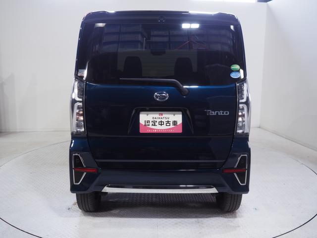 タントカスタムＲＳスタイルセレクション４ＷＤ　両側パワースライドドア　ダイハツ純正ナビ　バックモニター　後席フリップダウンモニター　リモコンエンジンスターター　クルーズコントロール　ＥＴＣ車載器　シートヒーター　後席テーブル（北海道）の中古車