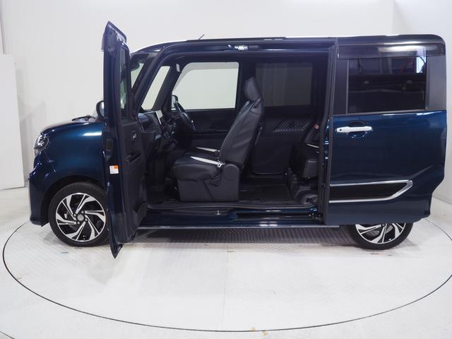 タントカスタムＲＳスタイルセレクション４ＷＤ　両側パワースライドドア　ダイハツ純正ナビ　バックモニター　後席フリップダウンモニター　リモコンエンジンスターター　クルーズコントロール　ＥＴＣ車載器　シートヒーター　後席テーブル（北海道）の中古車