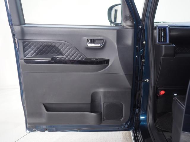 タントカスタムＲＳスタイルセレクション４ＷＤ　両側パワースライドドア　ダイハツ純正ナビ　バックモニター　後席フリップダウンモニター　リモコンエンジンスターター　クルーズコントロール　ＥＴＣ車載器　シートヒーター　後席テーブル（北海道）の中古車