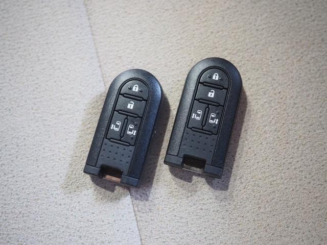 ムーヴキャンバスＧメイクアップＶＳ　ＳＡIII４ＷＤ　両側パワースライドドア　ダイハツ純正ナビ　パノラマモニター　ＬＥＤヘッドライト　オートライト　オートエアコン　運転席シートヒーター　電動格納ドアミラー　アイドリングストップ（北海道）の中古車