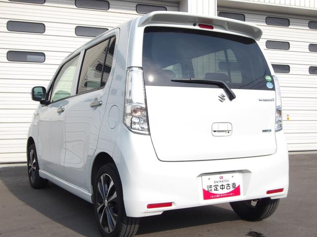 ワゴンＲ２０周年記念車２ＷＤ　カーナビ　キーフリー　オートエアコン　アルミホイール　オートライト　革巻きステアリングホイール　運転席シートヒーター　アイドリングストップ（北海道）の中古車