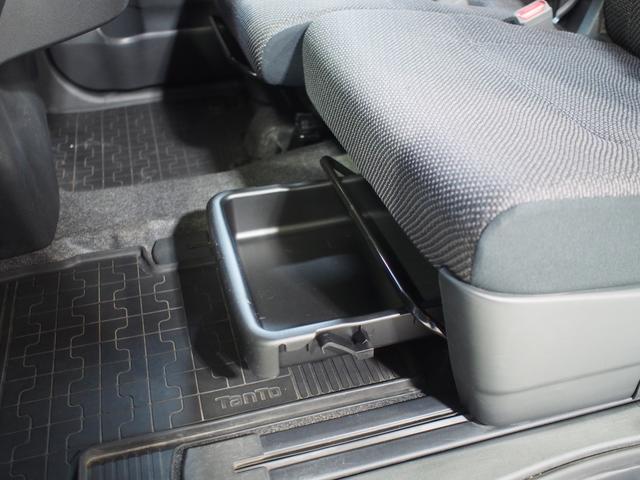 タントＸターボ　ＳＡII４ＷＤ　両側スライドドア左電動　アルミホイール　ＣＤ／ＵＳＢチューナー　ＥＴＣ車載器　キーフリーシステム　オートエアコン　オートライト　アイドリングストップ　ＶＳＣ（横滑り抑制機能）（北海道）の中古車