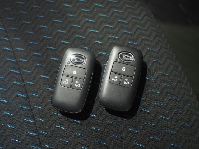 トールカスタムＧ４ＷＤ　スマートアシスト　両側パワースライドドア　ＬＥＤヘッドライト　オーディオレス　オートエアコン　キーフリーシステム　アダプティブクルーズコントロール　アルミホイール　アイドリングストップ（北海道）の中古車