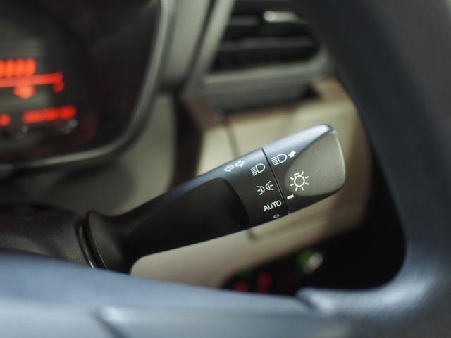 トールＸ　ＳＡII２ＷＤ　スマートアシスト　両側スライドドア左電動　オートライト　ダイハツ純正ナビ　ナビ連動ドライブレコーダー　後席フリップダウンモニター　アイドリングストップ　ＶＳＣ（横滑り抑制機能）（北海道）の中古車