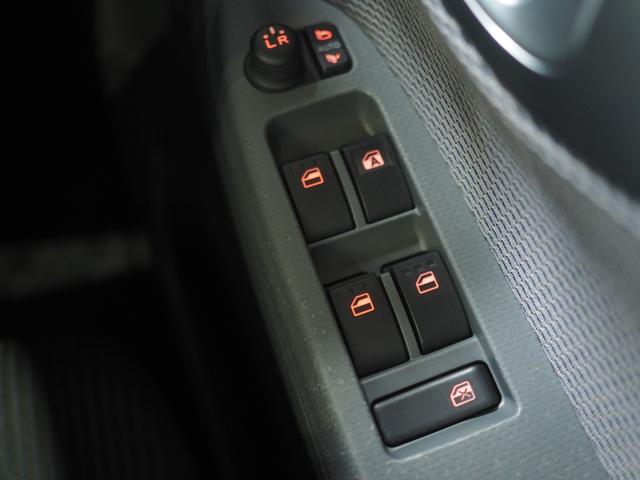 ムーヴカスタム　Ｘ４ＷＤ　スマートアシスト　ＬＥＤヘッドライト　オートライト　オートエアコン　ダイハツ純正ナビ　バックモニター　リモコンエンジンスターター　キーフリーシステム　アイドリングストップ（北海道）の中古車
