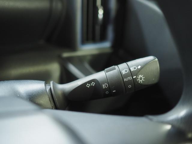 タントカスタムＸ４ＷＤ　スマートアシスト　両側パワースライドドア　ＬＥＤヘッドライト　オートエアコン　ダイハツ純正ナビ　バックモニター　ドライブレコーダー　ＥＴＣ車載器　リモコンエンジンスターター　シートヒーター（北海道）の中古車