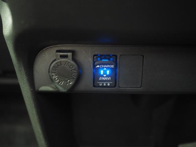 ムーヴキャンバスＧメイクアップリミテッド　ＳＡIII４ＷＤ　スマートアシスト　両側パワースライドドア　ＬＥＤヘッドライト　オートライト　ダイハツ純正ナビ　パノラマモニター　リモコンエンジンスターター　ステアリングスイッチ　アイドリングストップ（北海道）の中古車
