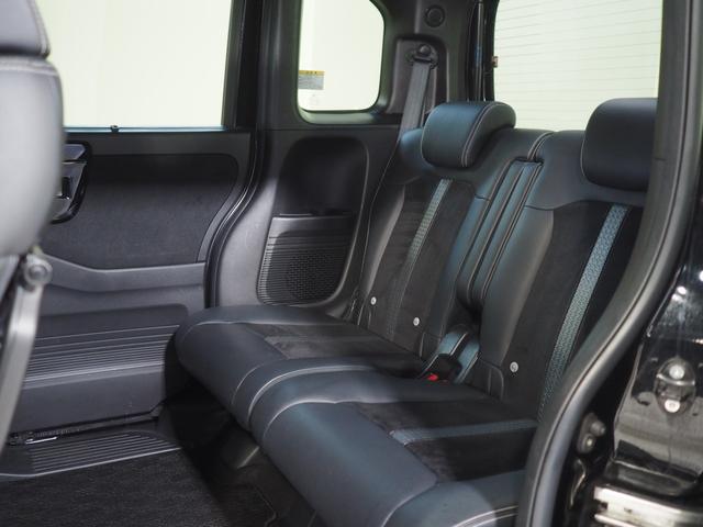 Ｎ−ＢＯＸカスタムＬターボ４ＷＤ　両側パワースライドドア　ＬＥＤヘッドライト　オートライト　オートエアコン　ホンダ純正ナビ　バックモニター　リモコンエンジンスターター　ＥＴＣ車載器　シートヒーター　後席テーブル　アルミホイール（北海道）の中古車