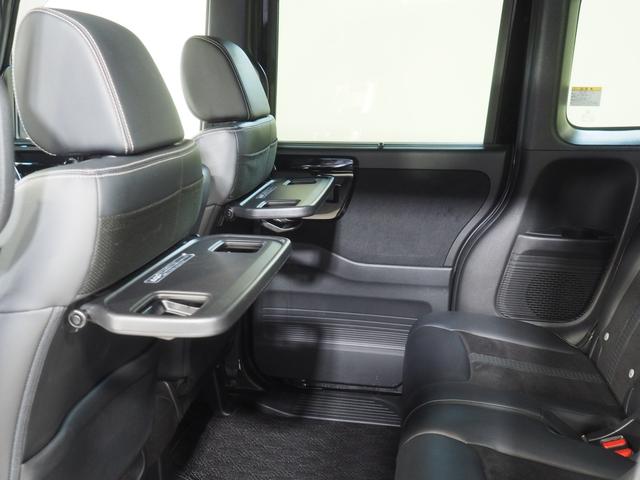 Ｎ−ＢＯＸカスタムＬターボ４ＷＤ　両側パワースライドドア　ＬＥＤヘッドライト　オートライト　オートエアコン　ホンダ純正ナビ　バックモニター　リモコンエンジンスターター　ＥＴＣ車載器　シートヒーター　後席テーブル　アルミホイール（北海道）の中古車