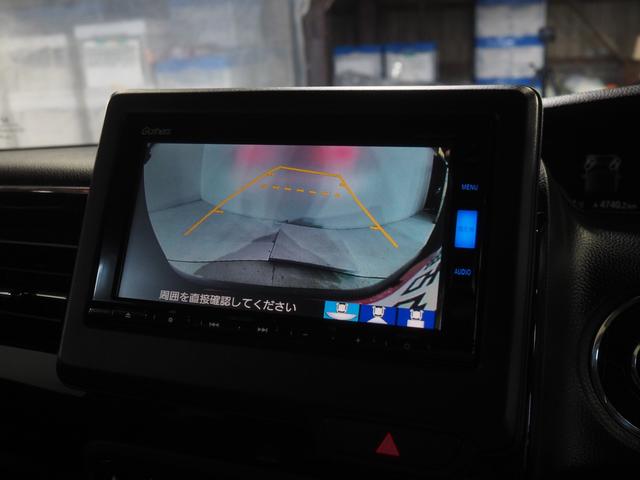 Ｎ−ＢＯＸカスタムＬターボ４ＷＤ　両側パワースライドドア　ＬＥＤヘッドライト　オートライト　オートエアコン　ホンダ純正ナビ　バックモニター　リモコンエンジンスターター　ＥＴＣ車載器　シートヒーター　後席テーブル　アルミホイール（北海道）の中古車